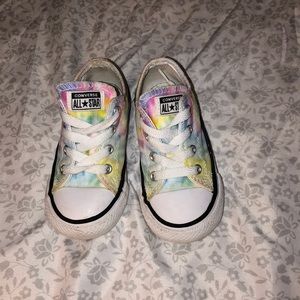 Tye died toddler converse